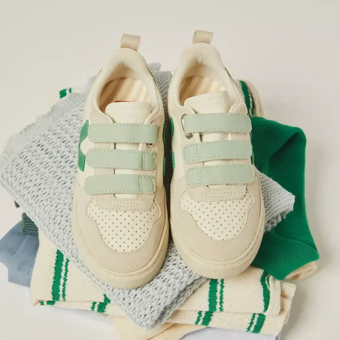 Cuero V-10 Veja X Bonpoint Pure Emeraude Cuero V-10 Veja X Bonpoint Pure Emeraude