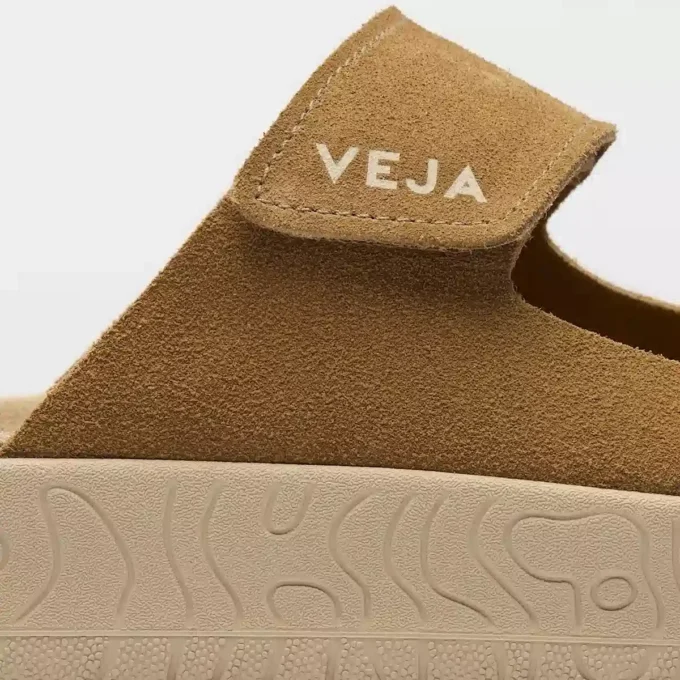 Etna Suede Tent Almond Etna Suede Tent Almond