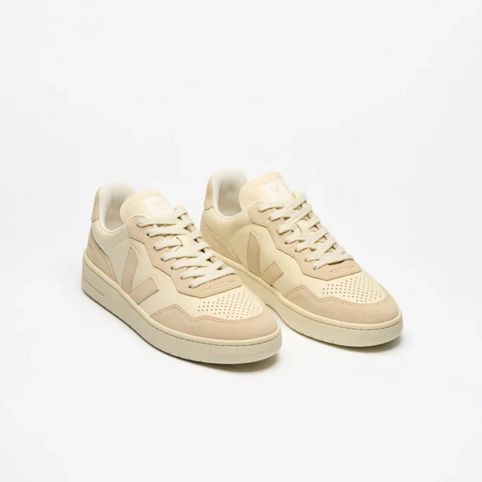 V-90 Cuero Cashew Oat V-90 Cuero Cashew Oat