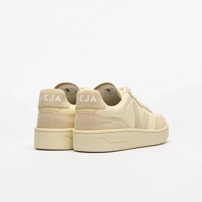 V-90 Cuero Cashew Oat V-90 Cuero Cashew Oat