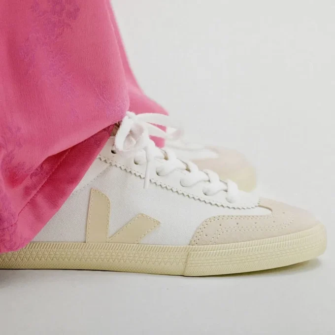 Volley Canvas White Pierre