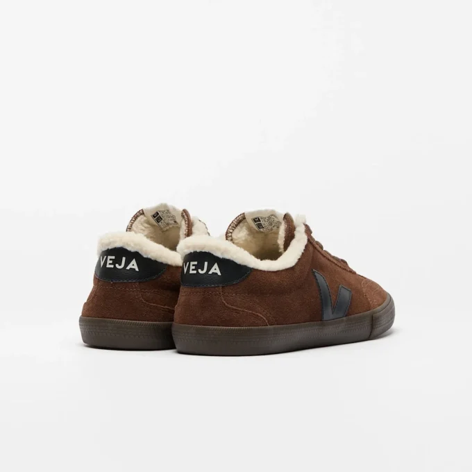 Volley Fured Suede Walnut Black Eagle
